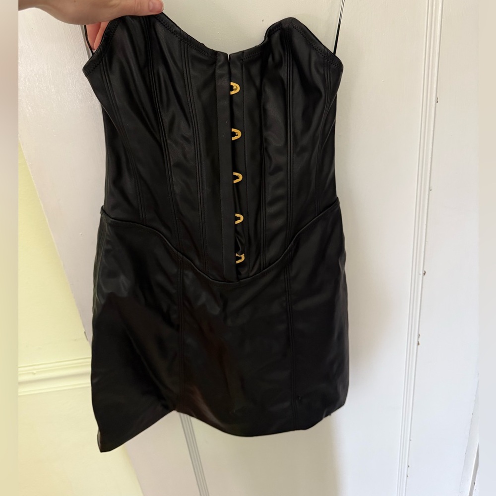 Urban Outfitters Black and Gold Sheath Dress Sweetheart Neckline